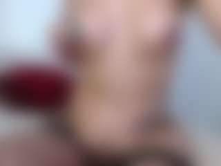 carolinespanky's Live Sex Cam Show