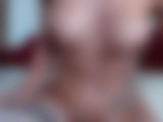 Live cam show with carolinespanky - White on Cam Slut | colombia