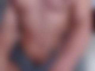 carolinespanky's Live Sex Cam Show