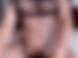 carolinespanky's Live Sex Cam Show