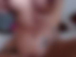 Live cam show with carolinespanky - Tease on fapnchat