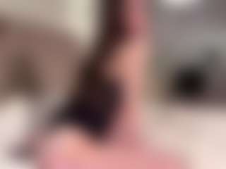 Live cam show with KirbyMasell - Moaning on Chatstar