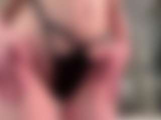 Live cam show with KirbyMasell - Moaning on camwithhim.com