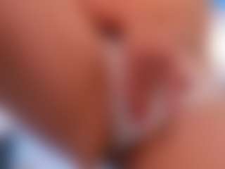 mae-lyra's Live Sex Cam Show