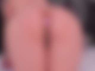 mae-lyra's Live Sex Cam Show