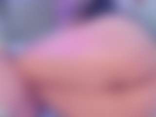 mae-lyra's Live Sex Cam Show