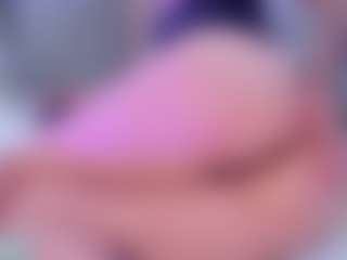 mae-lyra's Live Sex Cam Show
