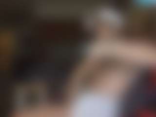 Live cam show with Pupscritch - Big Balls on SpunkLive