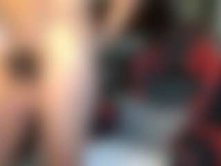 Live cam show with Pupscritch - Caucasian on Mixed Magazine Live