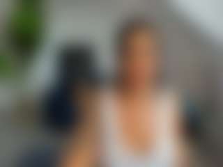 Live cam show with RanyaEvy - Normal on Hubzter Live