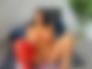Live cam show with RanyaEvy - Amateur Brown Hair on Latina Girls