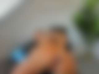 Live cam show with RanyaEvy - HD on Dolls Live