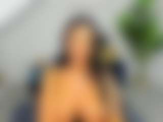 Live cam show with RanyaEvy - Brown Hair on Camsoda