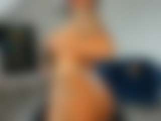 Live-Cam-Show mit RanyaEvy - Fingering auf Camsoda