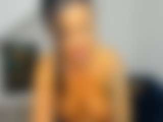 Live cam show with RanyaEvy - Normal on luckytryst.com
