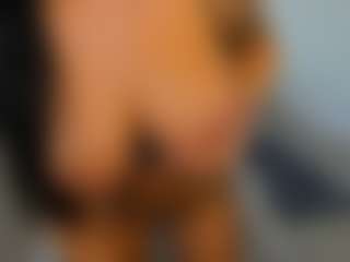 RanyaEvy's Live Sex Cam Show