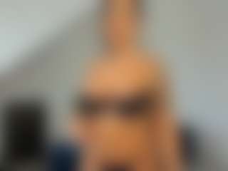RanyaEvy's Live Sex Cam Show