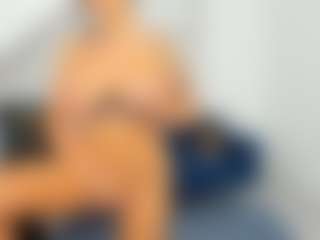 RanyaEvy's Live Sex Cam Show