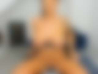 RanyaEvy's Live Sex Cam Show