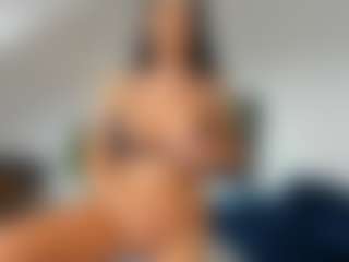 RanyaEvy's Live Sex Cam Show