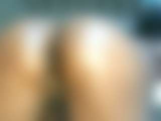 Live cam show with Firequeenx - Ride Torso on CamClone