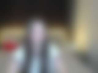 Live cam show with MavkaCute - MILF Teen (18+) on luckytryst.com