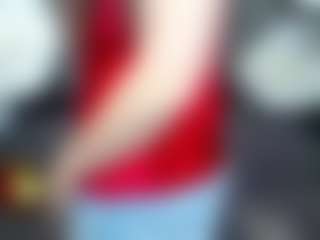 Live cam show with MavkaCute - Average on TeamSkeetLive