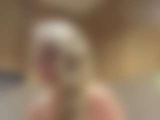 Live cam show with Nadin4 - Butt Plug on Hubzter Live