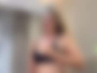 Nadin4's Live Sex Cam Show