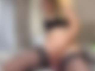 Live cam show with Nadin4 - Blue Eyes on SpankPalCams
