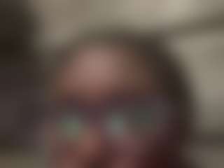 yoursecret1425's Live Sex Cam Show