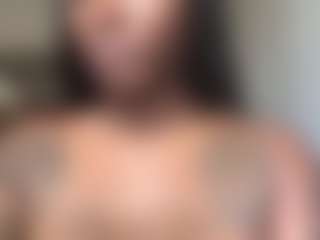 yoursecret1425's Live Sex Cam Show