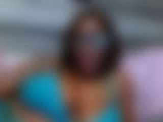 yoursecret1425's Live Sex Cam Show