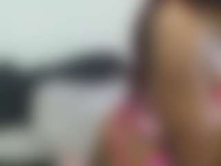 Live cam show with LunaNova999 - Average on Camming Site