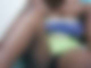 Live cam show with wildHeat - Ebony on madthumbs | kenya