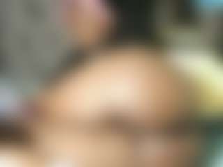 Live cam show with wildHeat - Average on live.xheat.ai