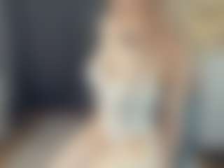 Live cam show with BelleDream - Camel Toe on iamadamtest123.com