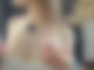 Live cam show with BelleDream - Teen (18+) on iamadamtest123.com