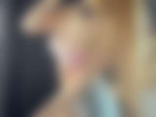 Live cam show with BelleDream - Striptease on camtv
