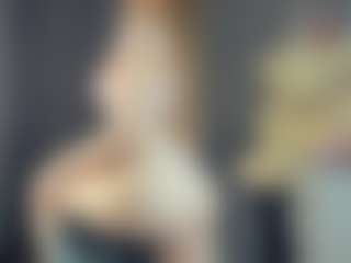 Live cam show with BelleDream - College on Streamer API