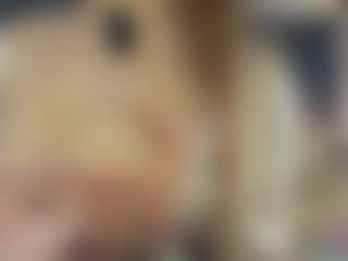 Live cam show with BelleDream - Flashing on Latina Girls