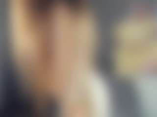 Live cam show with BelleDream - Young Adult on xDating