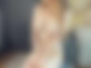 BelleDream's Live Sex Cam Show