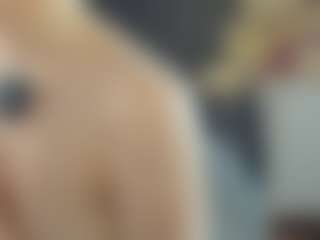 BelleDream's Live Sex Cam Show
