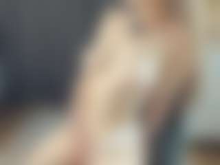BelleDream's Live Sex Cam Show