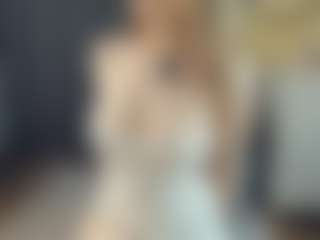 BelleDream's Live Sex Cam Show