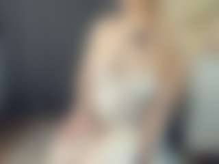 BelleDream's Live Sex Cam Show