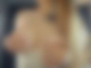 BelleDream's Live Sex Cam Show