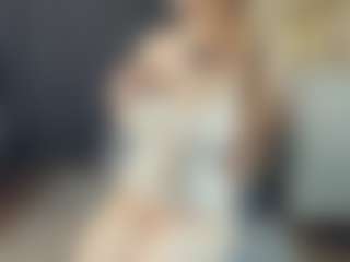 BelleDream's Live Sex Cam Show