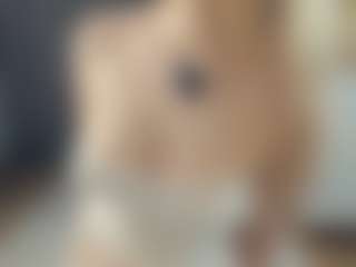 BelleDream's Live Sex Cam Show